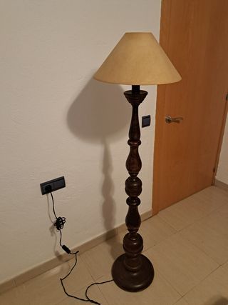 Lampara de pie