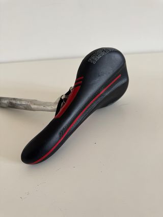 Sella bici da corsa con reggisella 27