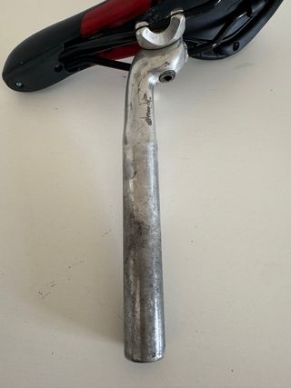 Sella bici da corsa con reggisella 27
