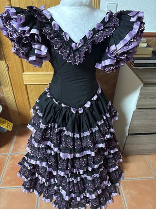 Vestifo gitana antiguo