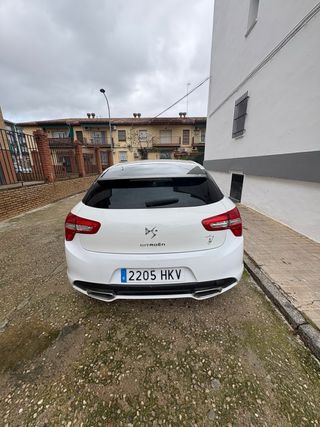 Citroen DS5 2012