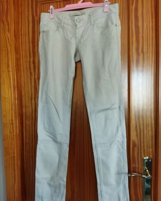 Stradivarius S