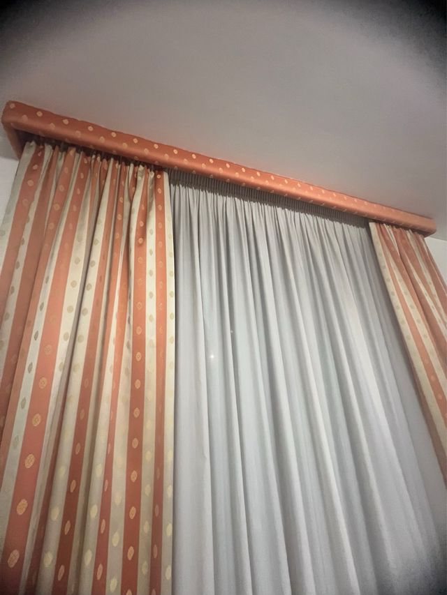 Cadute per tenda con riloga imbottita