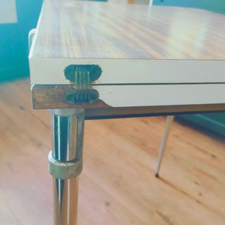 Mesa midcentury de cocina