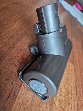 Minicepillo  aspiradora dyson V6