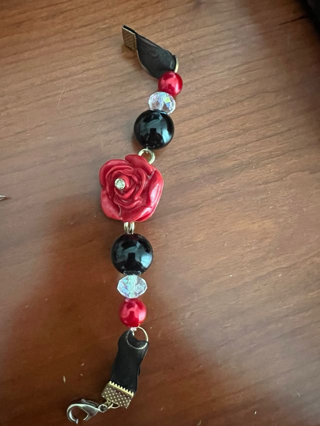 Orecchini e bracciale