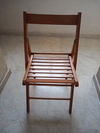 Silla de madera 