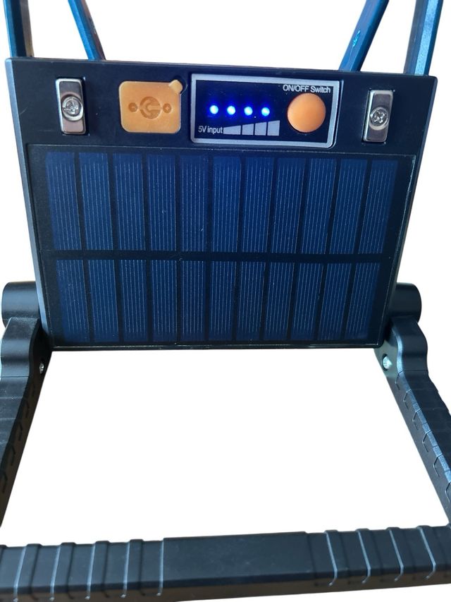 Foco LED portatil SOLAR