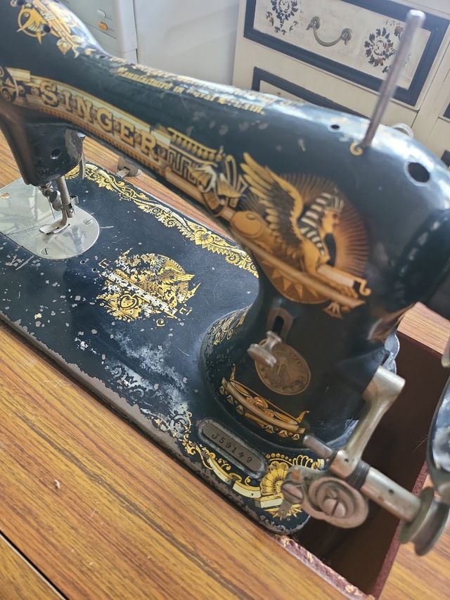 Maquina de coser singer antigua,  venta en persona
