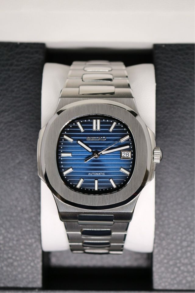 Mod Nautilus navy blue