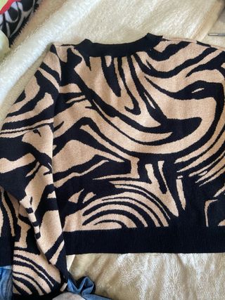 Jersey Stradivarius nuevo!