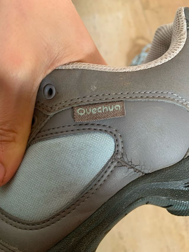 Zapatos de montaña quechua