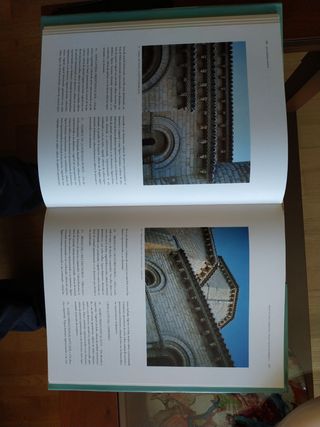 Arquitectura y simbolismo de San Martín de Frómista (Spanish Edition)