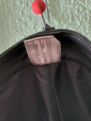 Pantalón de piel de mujer 