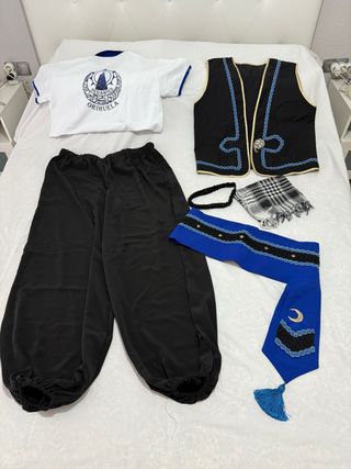 Traje y Polo hombre Moros BEDAWIES Orihuela 