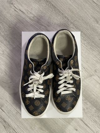 Zapatos Guess