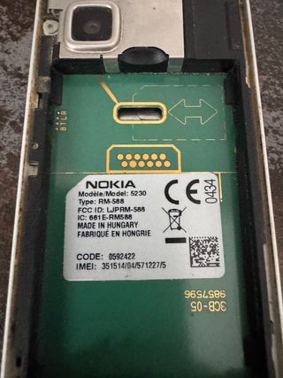 Nokia 5230 gris tapa trasera turquesa con cargador