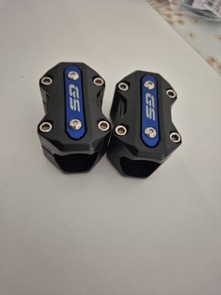 Barra parachoques para motocicletas.