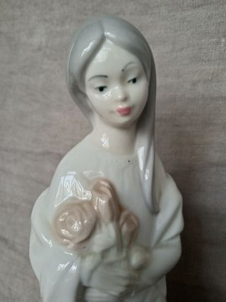 FIGURA DE PORCELANA 