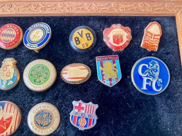 Lote pins fútbol Europa