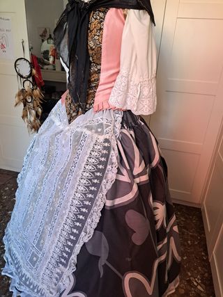 Traje de fallera, huertana