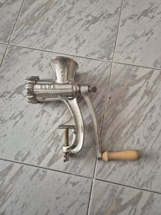 Picadora de carne vintage