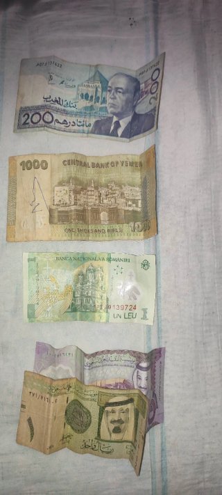 Monedas y billetes