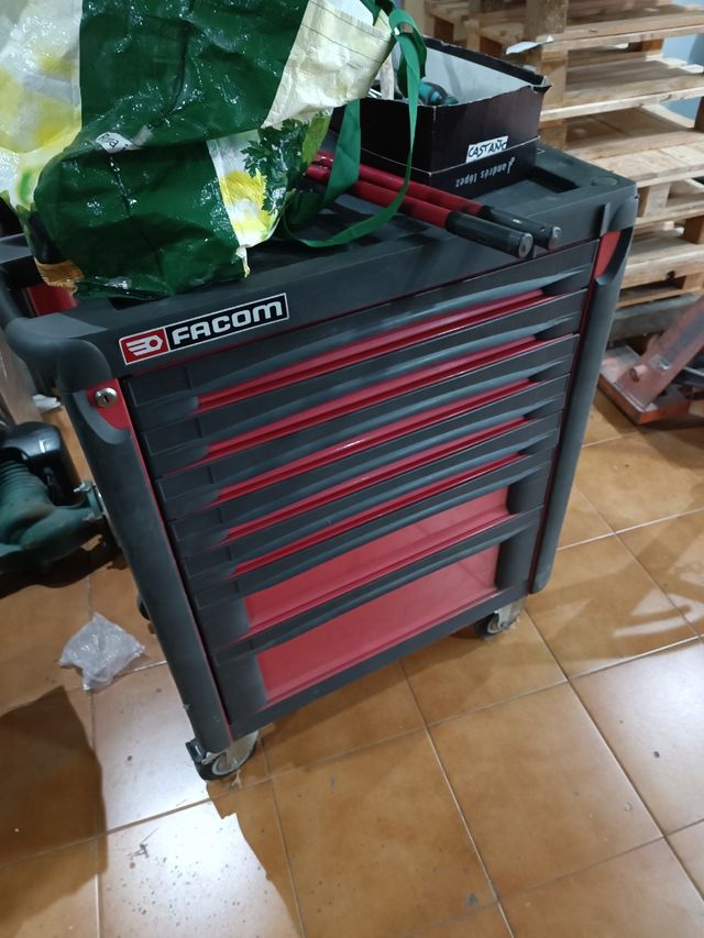 Carros herramientas facom