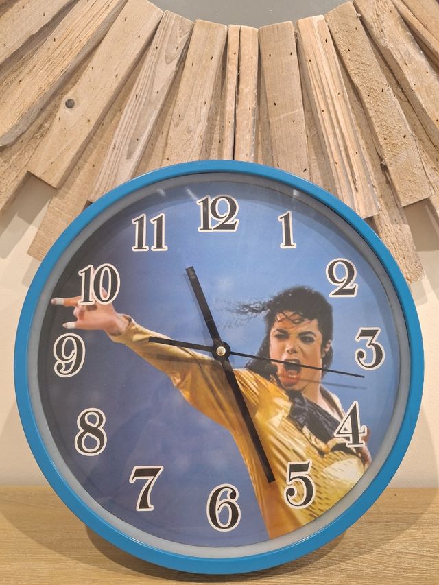 MICHAEL JACKSON MERCH