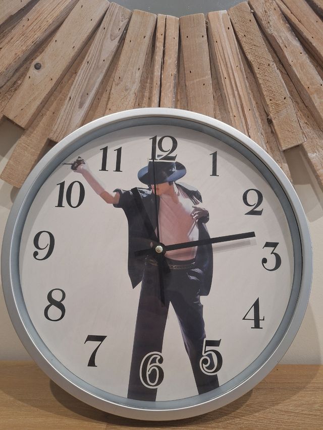 MICHAEL JACKSON MERCH