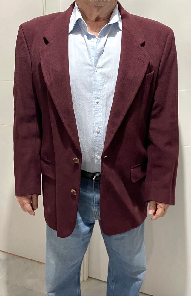 Chaqueta de cachemira burdeos