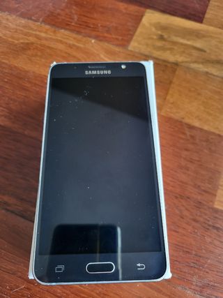 Vendo Samsu g Galaxy J5
