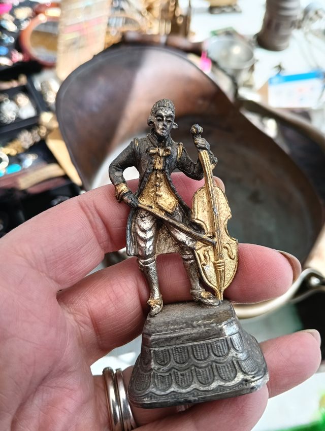 Musicanti in metallo