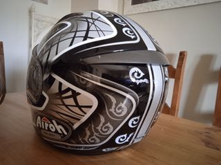 Casco de moto Airoh

