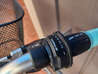 Bicicleta B'Twin 20" 6-9 años niña 6vel