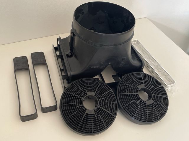 Cappa aspirante accessoria per filtri a carbone attivo