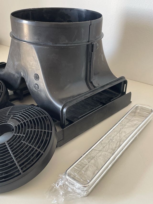 Cappa aspirante accessoria per filtri a carbone attivo