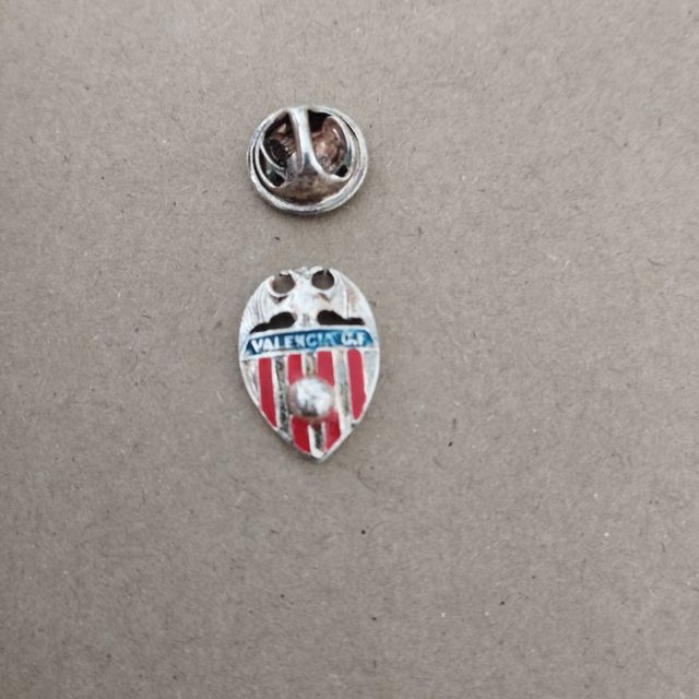 Insignia pin valencia