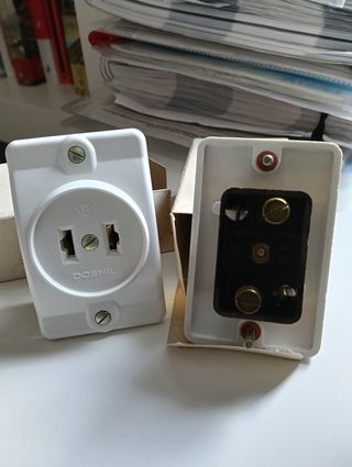 Material eléctrico,vintage, barato.