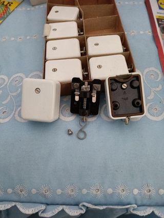 Material eléctrico,vintage, barato.