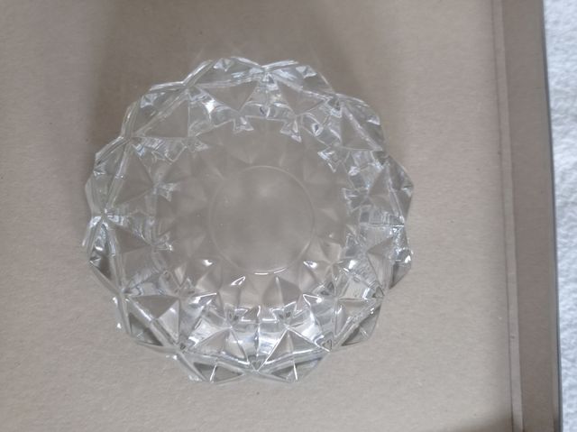 Cenicero de cristal labrado