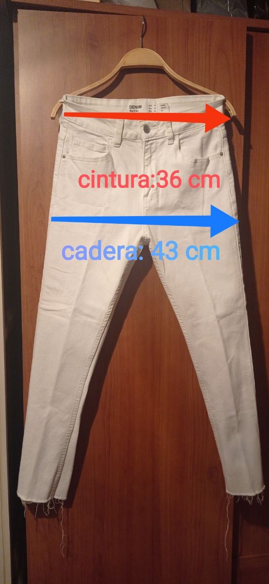 Pantalón blanco Super Skinny Fit