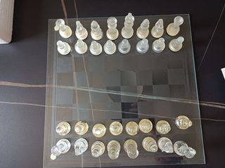Scacchiera in vetro