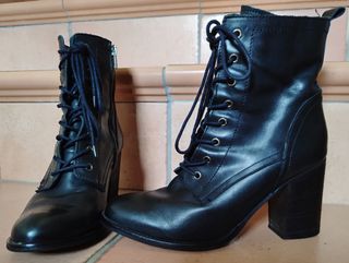 Botas tacón negras 