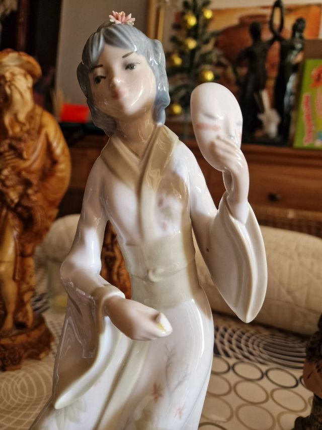FIGURA CERAMICA GEISHA CASADES