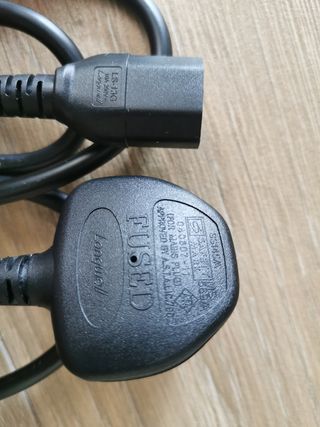 Cable alimentación 
