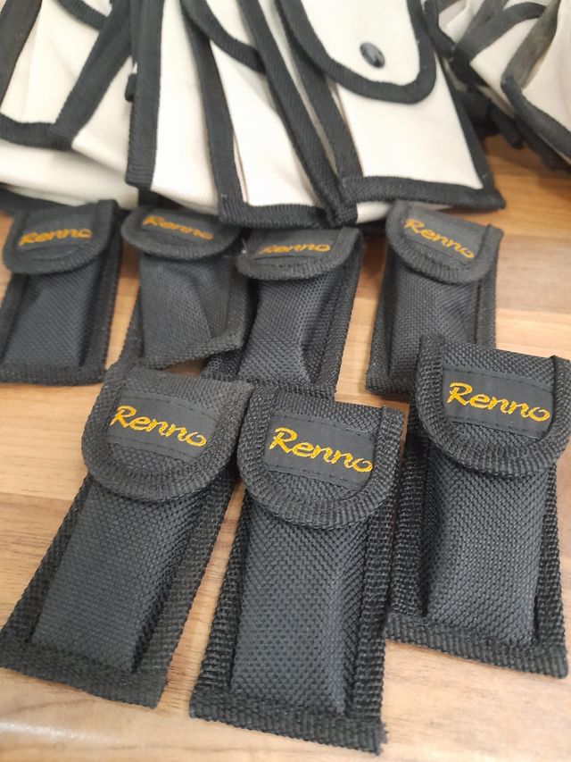 67 Fundas de navaja.