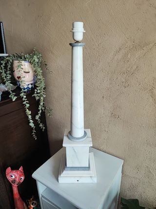 Lampada in marmo