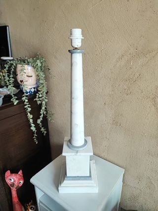 Lampada in marmo