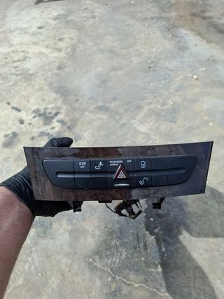 Cargador CDs y warning Mercedes w211 
